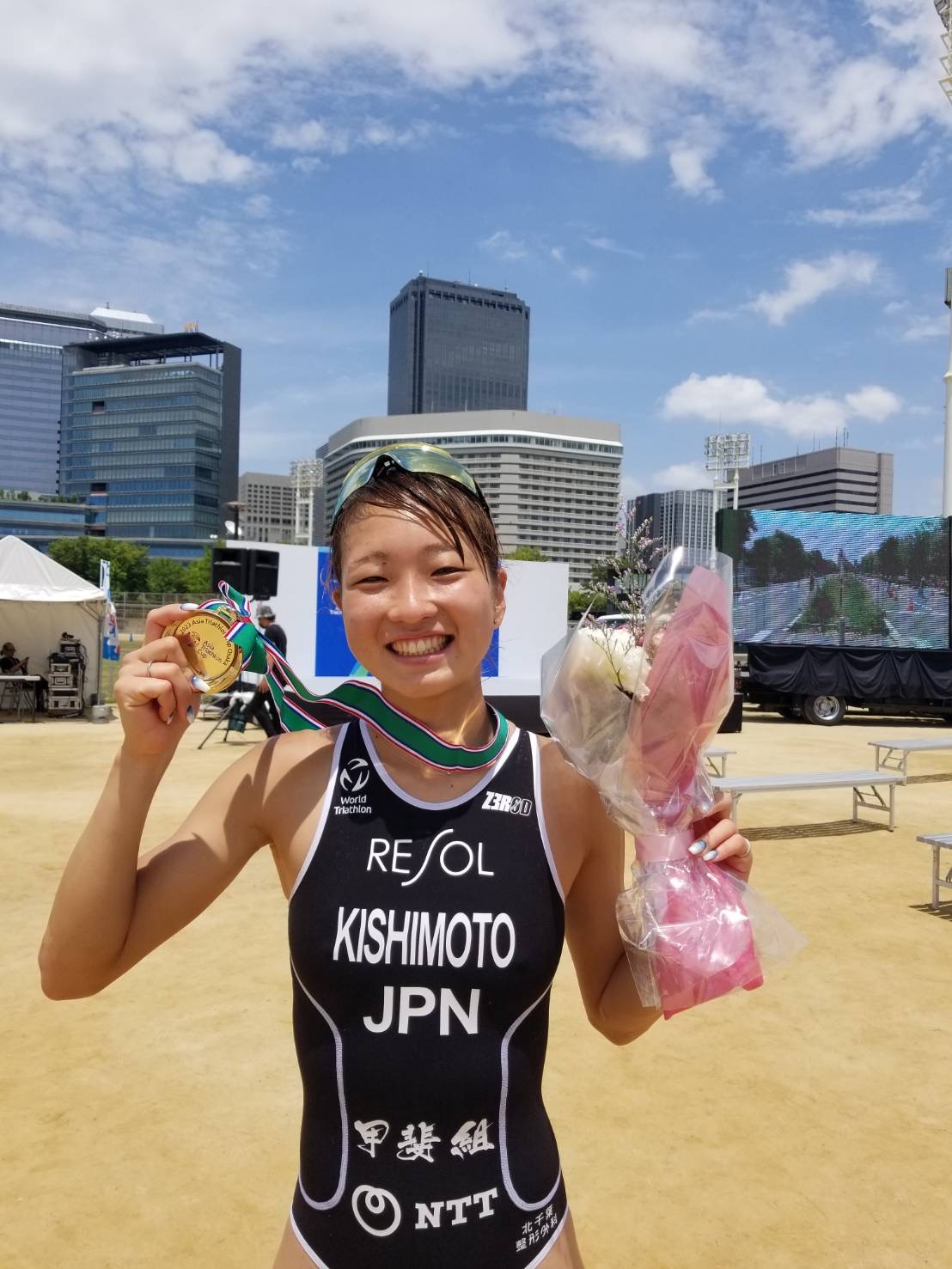 甲斐組スポンサートライアスロン選手岸本新菜さんが優勝！